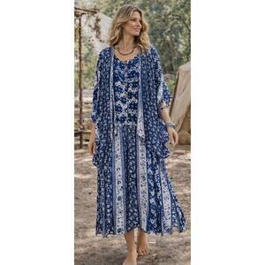 Vintage Ana Mori One Size 2 piece Beaded Crinkle Dress and Batwing Kimono